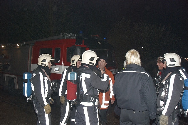 2010/29a/20100203 020 Oefening binnenbrand schuur Bennebroekerweg.jpg